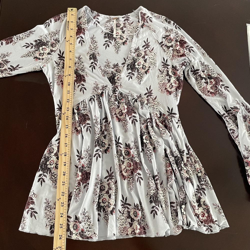 Free People Speak Easy Babydoll Floral Top Sz M Bell Sleeve Boho Cottage Western - Picture 12 of 13